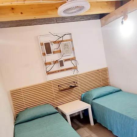 Casa In ,piano Piano * Lipari (Isola Lipari)