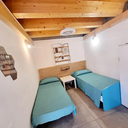 Casa In ,piano Piano * Lipari (Isola Lipari)